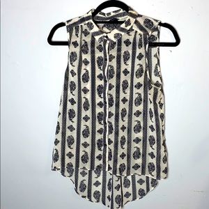 Black & White Paisley Button-up Tank